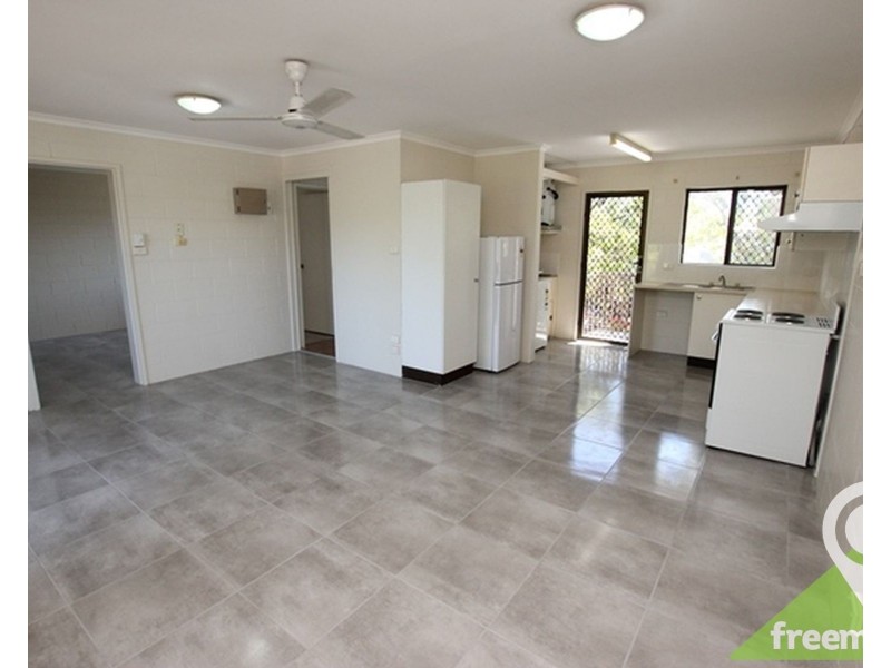 5/9 Veivers Close, Westcourt QLD 4870