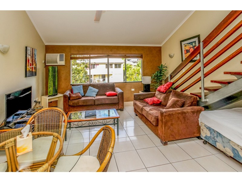 13/239 Lake Street, Cairns North QLD 4870