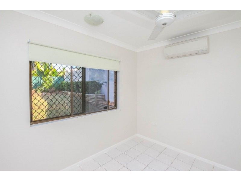 9 Finch Street, Bayview Heights QLD 4868