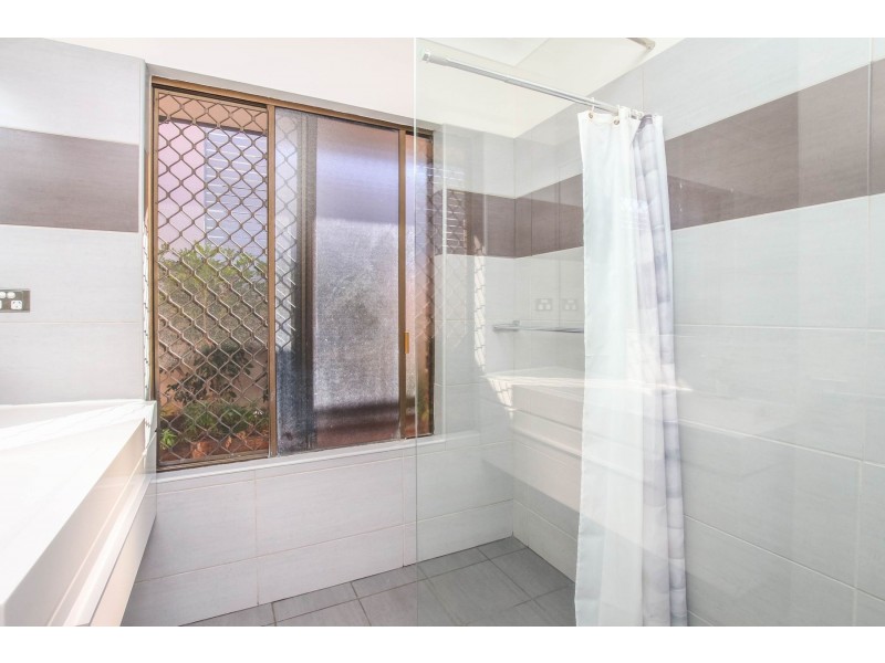 9 Finch Street, Bayview Heights QLD 4868