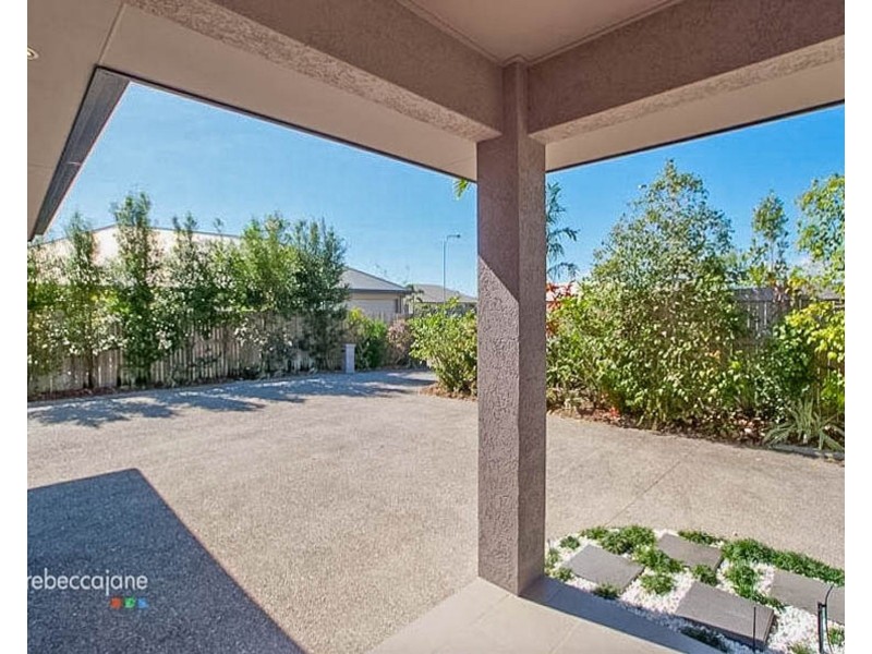 39 Angor Road, Trinity Park QLD 4879