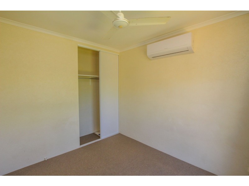 32 Silky Oak Court, Mooroobool QLD 4870