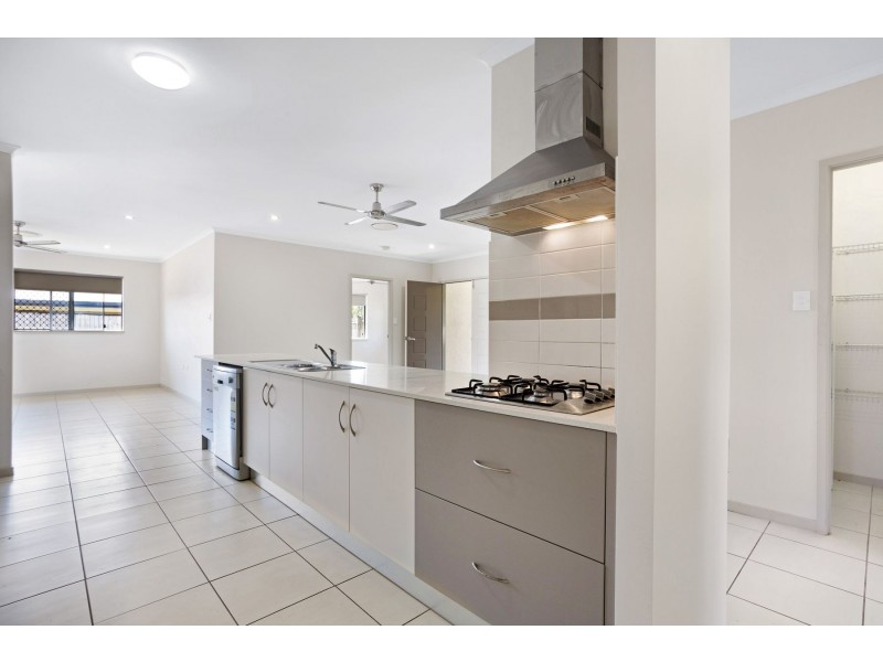 10 Archibald Street, Edmonton QLD 4869