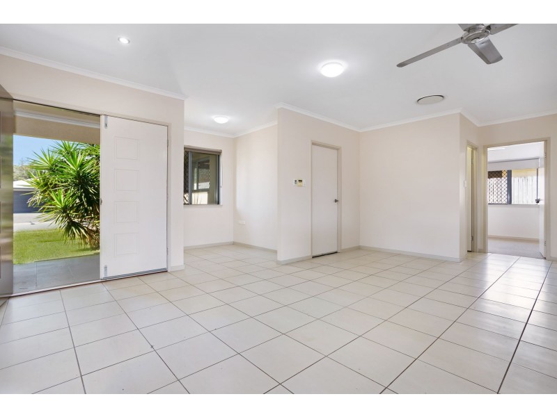 10 Archibald Street, Edmonton QLD 4869