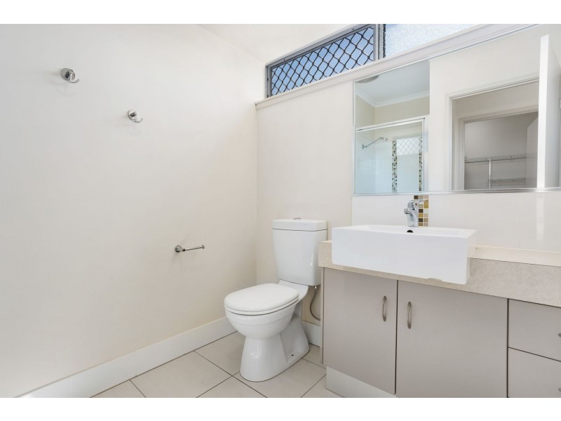 10 Archibald Street, Edmonton QLD 4869