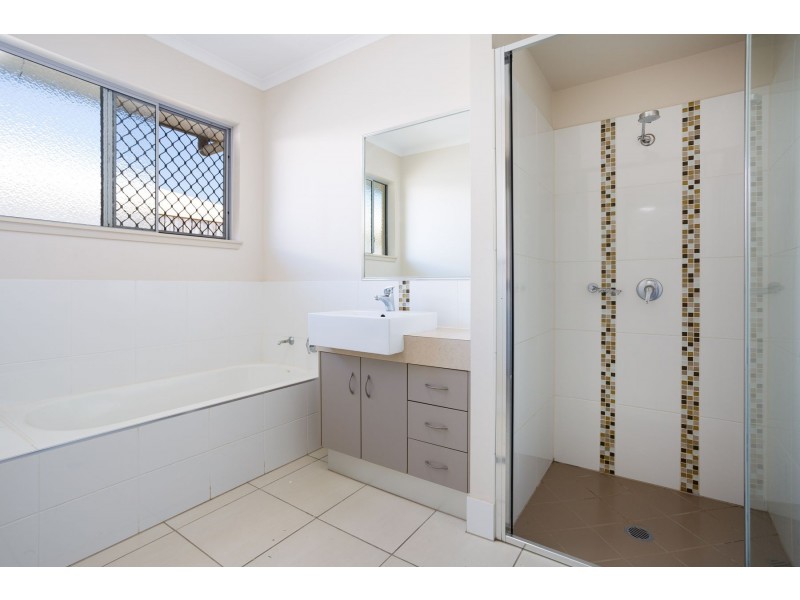 10 Archibald Street, Edmonton QLD 4869