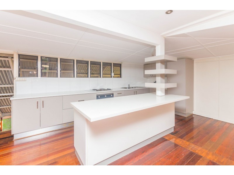 29A Ascot Avenue, Westcourt QLD 4870