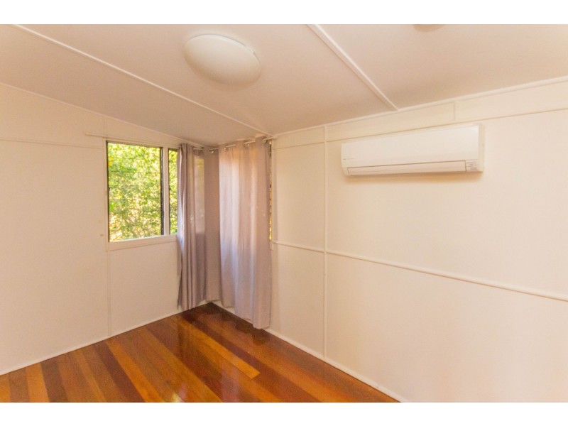 29A Ascot Avenue, Westcourt QLD 4870