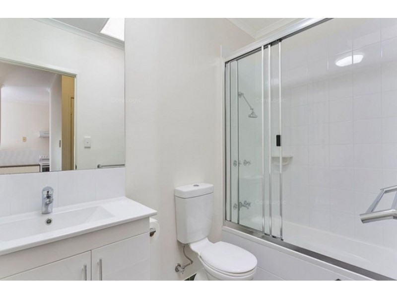 4/23 Mintaro Crescent, Woree QLD 4868