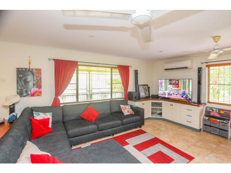 6 Melaleuca Street, Manunda QLD 4870