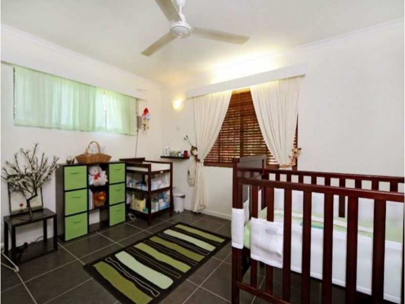 6 Melaleuca Street, Manunda QLD 4870