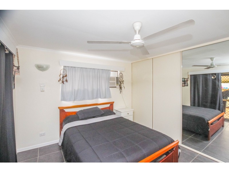 6 Melaleuca Street, Manunda QLD 4870