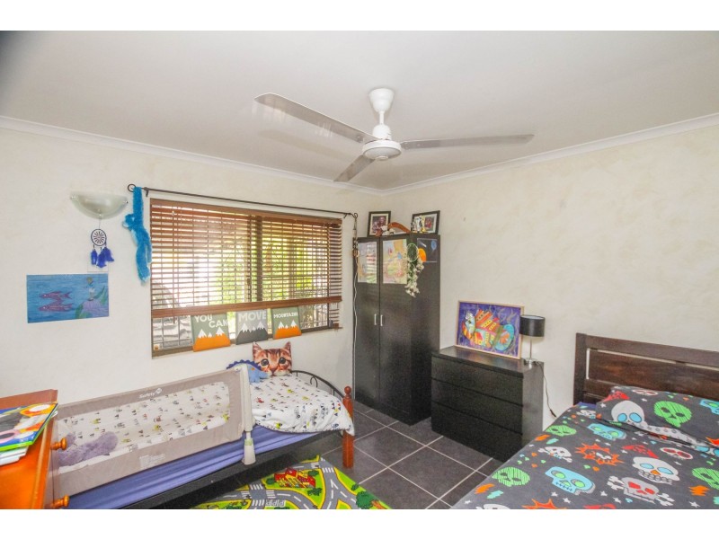 6 Melaleuca Street, Manunda QLD 4870