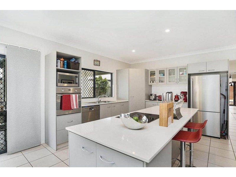 12 Milko Close, Brinsmead QLD 4870
