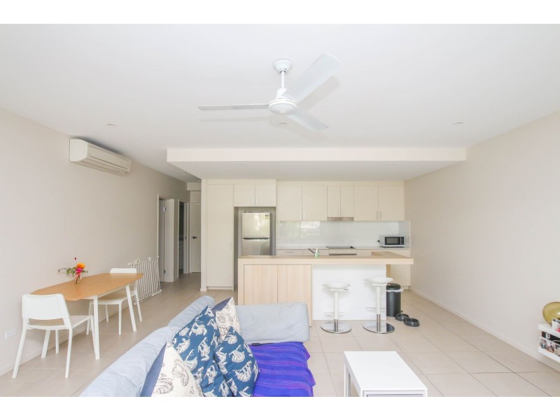 13/289-291 Lake Street, Cairns North QLD 4870