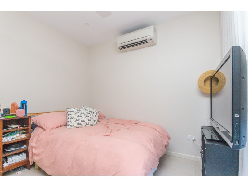 13/289-291 Lake Street, Cairns North QLD 4870