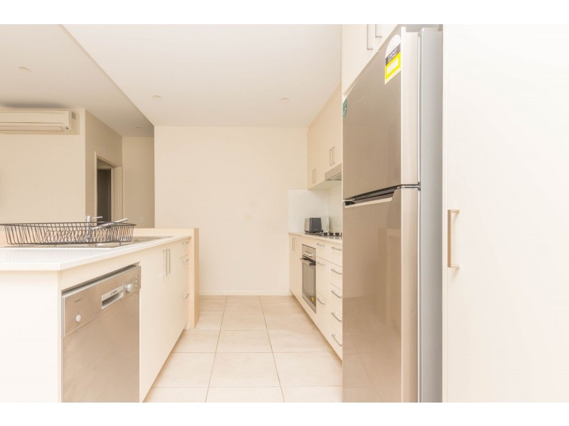 10/289-291 Lake Street, Cairns North QLD 4870