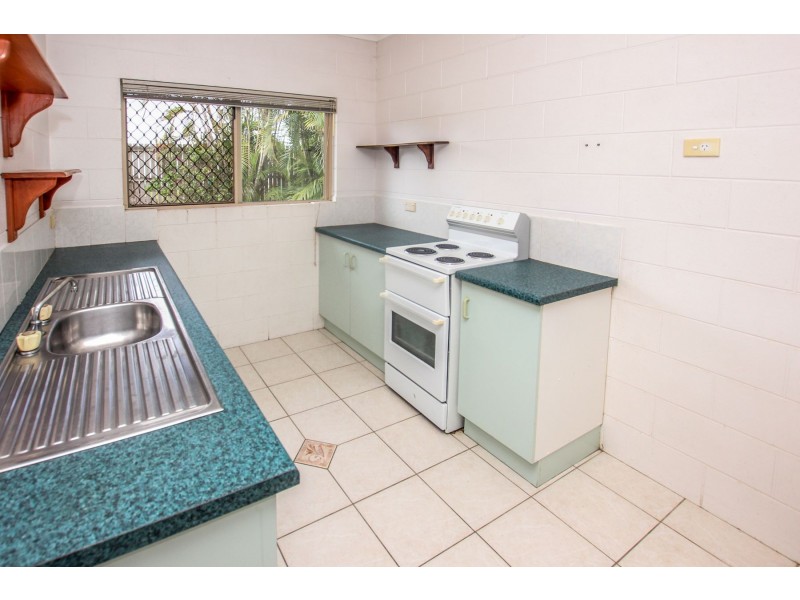 2/9 Atlantic Close, White Rock QLD 4868