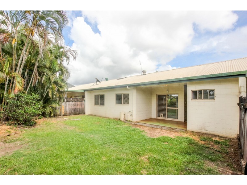 2/9 Atlantic Close, White Rock QLD 4868