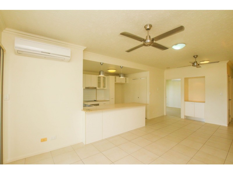 8/75 Moore Street, Trinity Beach QLD 4879