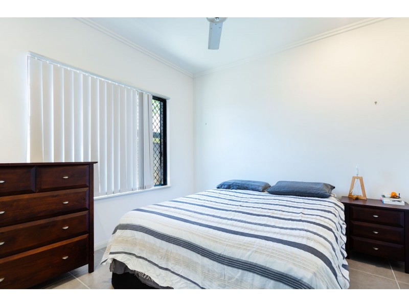 13 John Malcolm Street, Redlynch QLD 4870