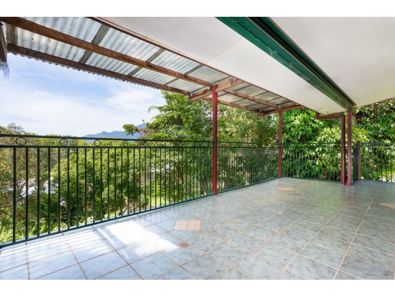 19 Lowanna Close, White Rock QLD 4868