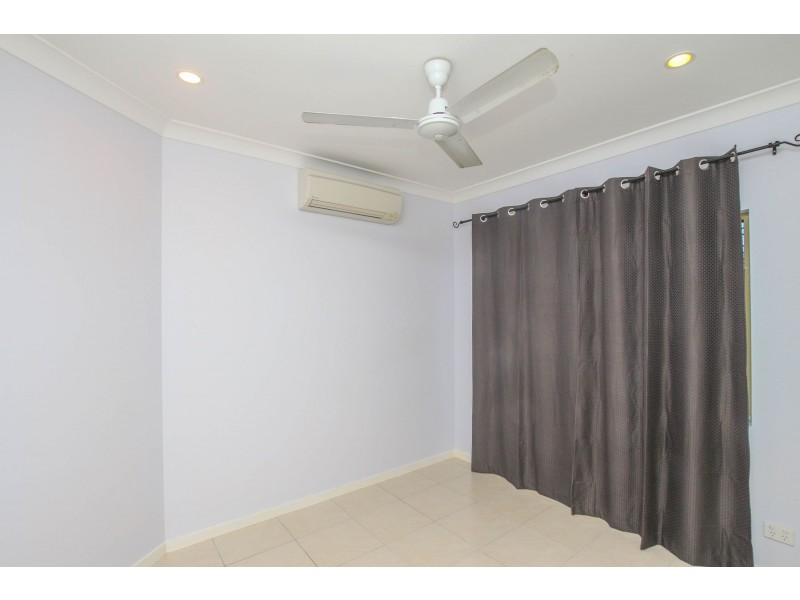 25 Fossilbrook Bend, Trinity Park QLD 4879