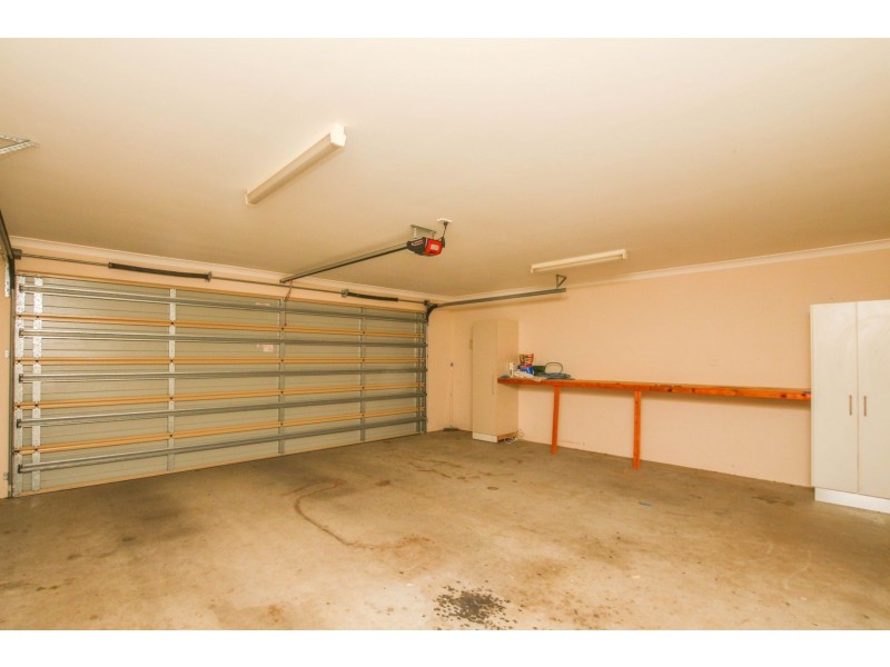 25 Fossilbrook Bend, Trinity Park QLD 4879
