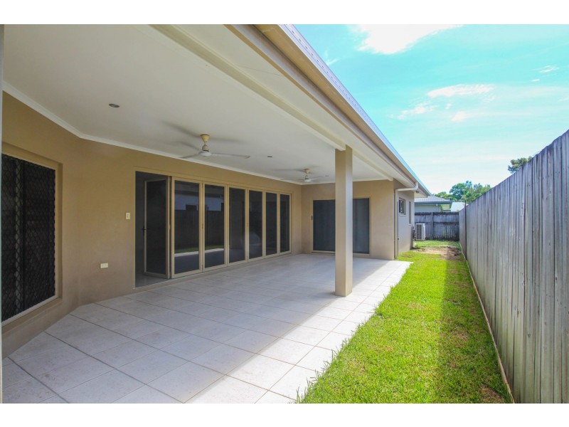 25 Fossilbrook Bend, Trinity Park QLD 4879