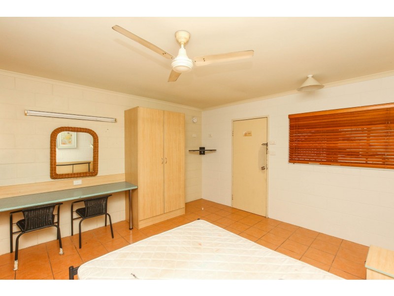330/1 Anderson Road, Woree QLD 4868