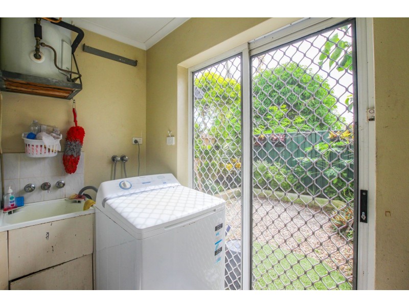 9/5-7 Mintaro Crescent, Woree QLD 4868