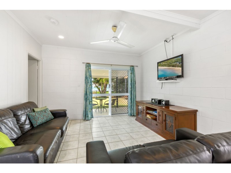 37 Rebecca Jane Parade, Kurrimine Beach QLD 4871
