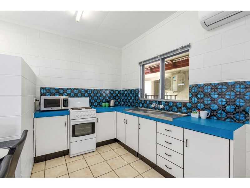 37 Rebecca Jane Parade, Kurrimine Beach QLD 4871