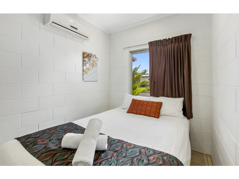 37 Rebecca Jane Parade, Kurrimine Beach QLD 4871