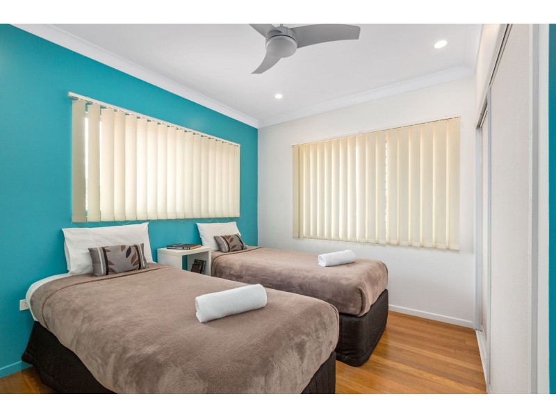 37 Rebecca Jane Parade, Kurrimine Beach QLD 4871