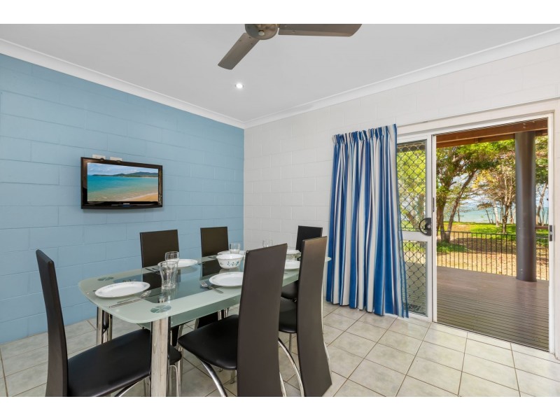 37 Rebecca Jane Parade, Kurrimine Beach QLD 4871