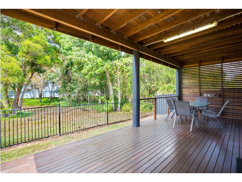 37 Rebecca Jane Parade, Kurrimine Beach QLD 4871