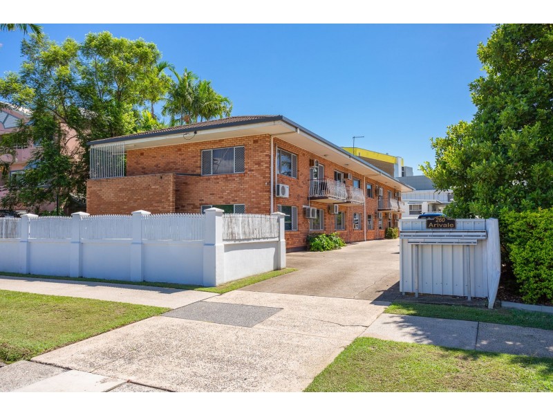 2/260 Grafton Street, Cairns North QLD 4870