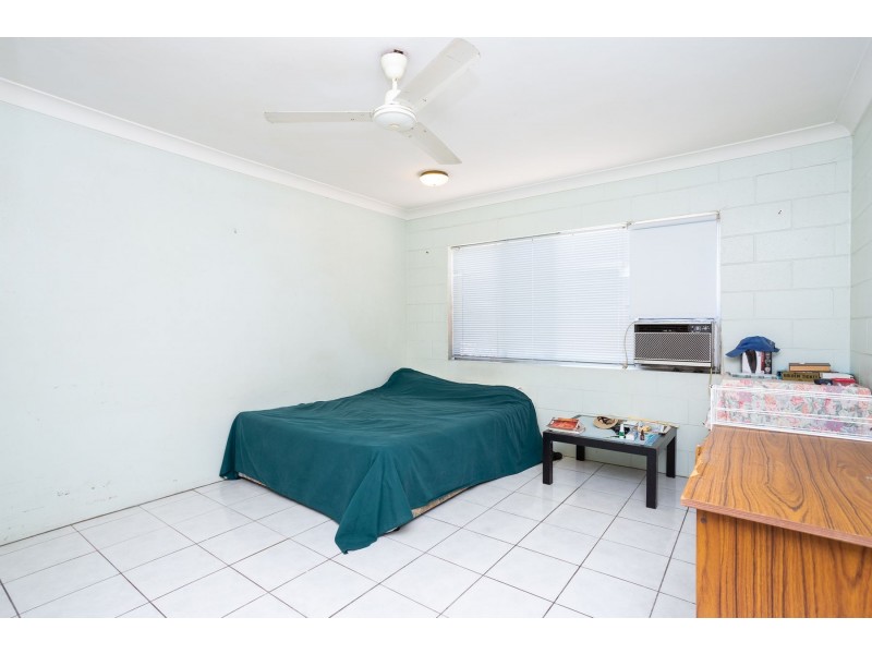 2/260 Grafton Street, Cairns North QLD 4870