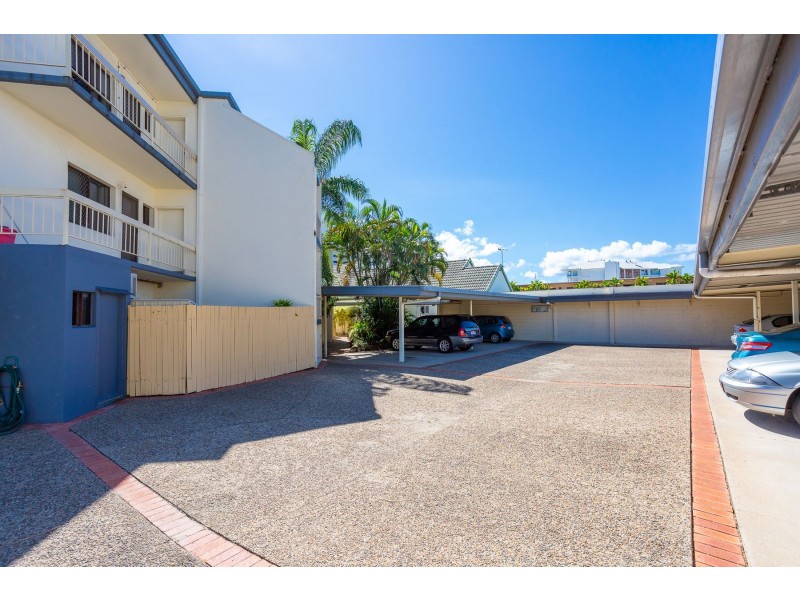 9/221 Lake Street, Cairns City QLD 4870