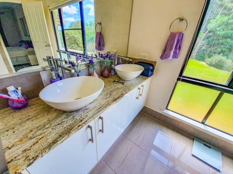 14-16 Lichen Close, Redlynch QLD 4870