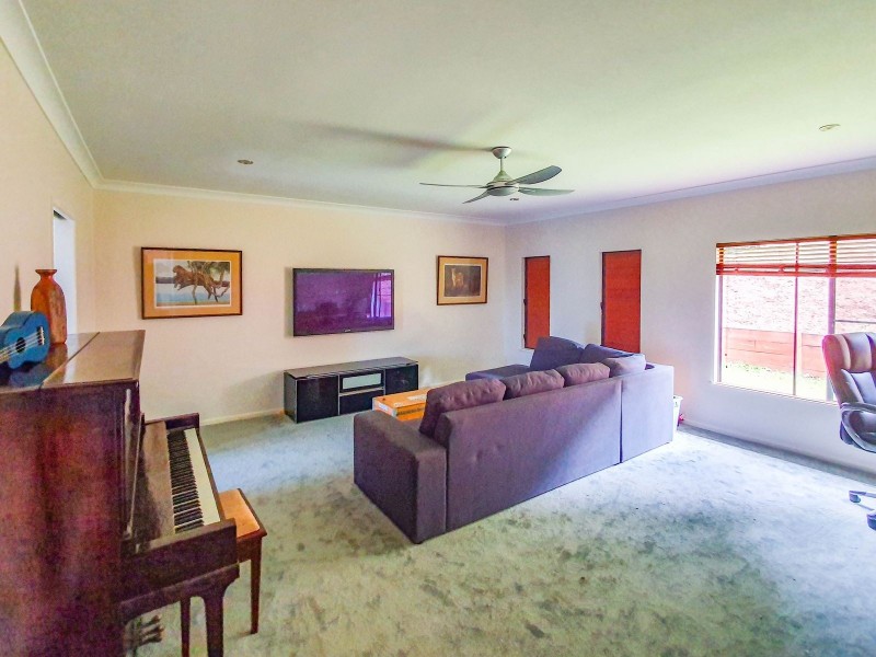 14-16 Lichen Close, Redlynch QLD 4870
