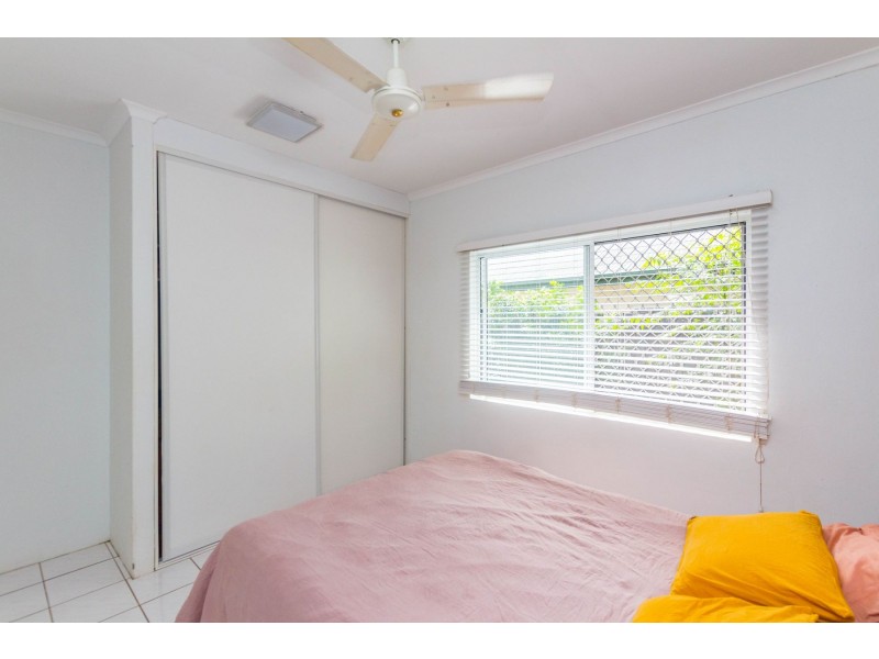 9 Rainy Mountain Place, Smithfield QLD 4878