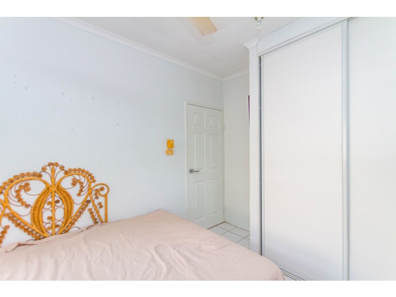 9 Rainy Mountain Place, Smithfield QLD 4878