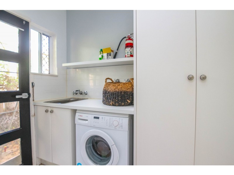 9 Rainy Mountain Place, Smithfield QLD 4878