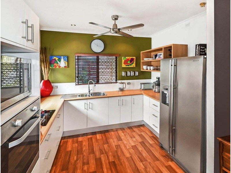 78 Silky Oak Court, Mooroobool QLD 4870