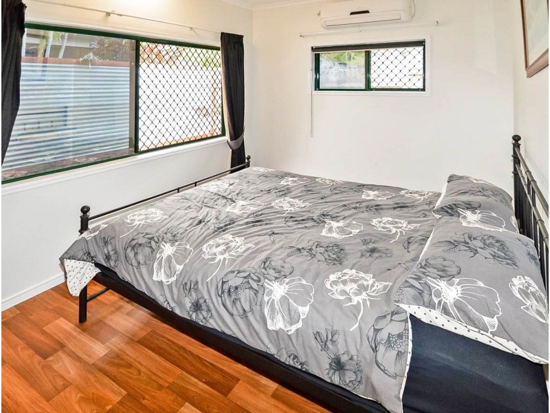 78 Silky Oak Court, Mooroobool QLD 4870