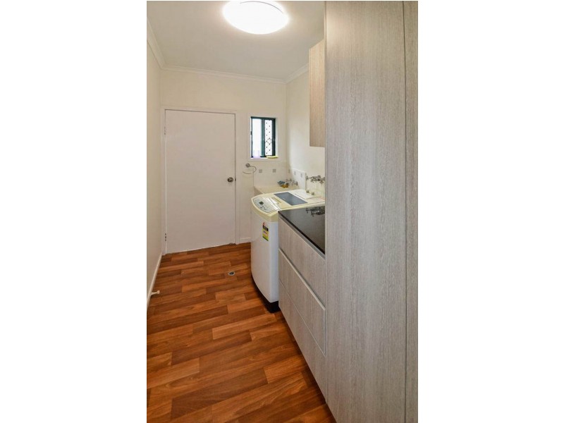 78 Silky Oak Court, Mooroobool QLD 4870