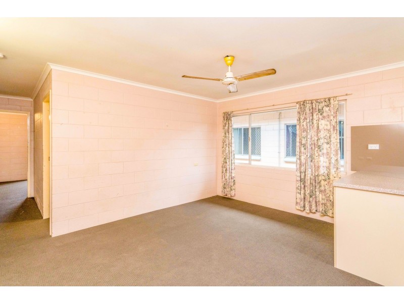 7/14 Curtin Street, Westcourt QLD 4870