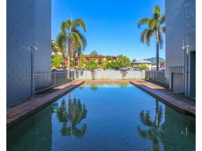 29/186 Lake Street, Cairns North QLD 4870